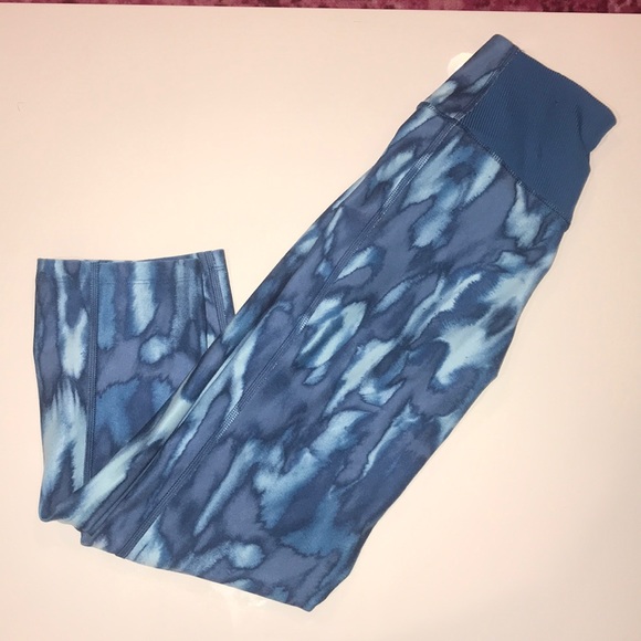 Blue nike cropped leggings - Picture 2 of 2